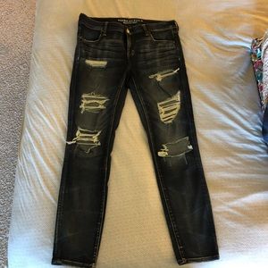 Distressed American Eagle jeggings